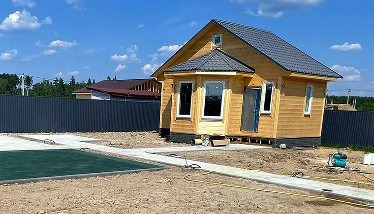 Каркасный жилой дом и отдельно стоящая баня — фото 3