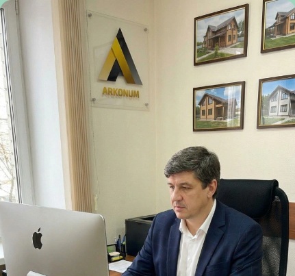 Евгений Геннадьевич
